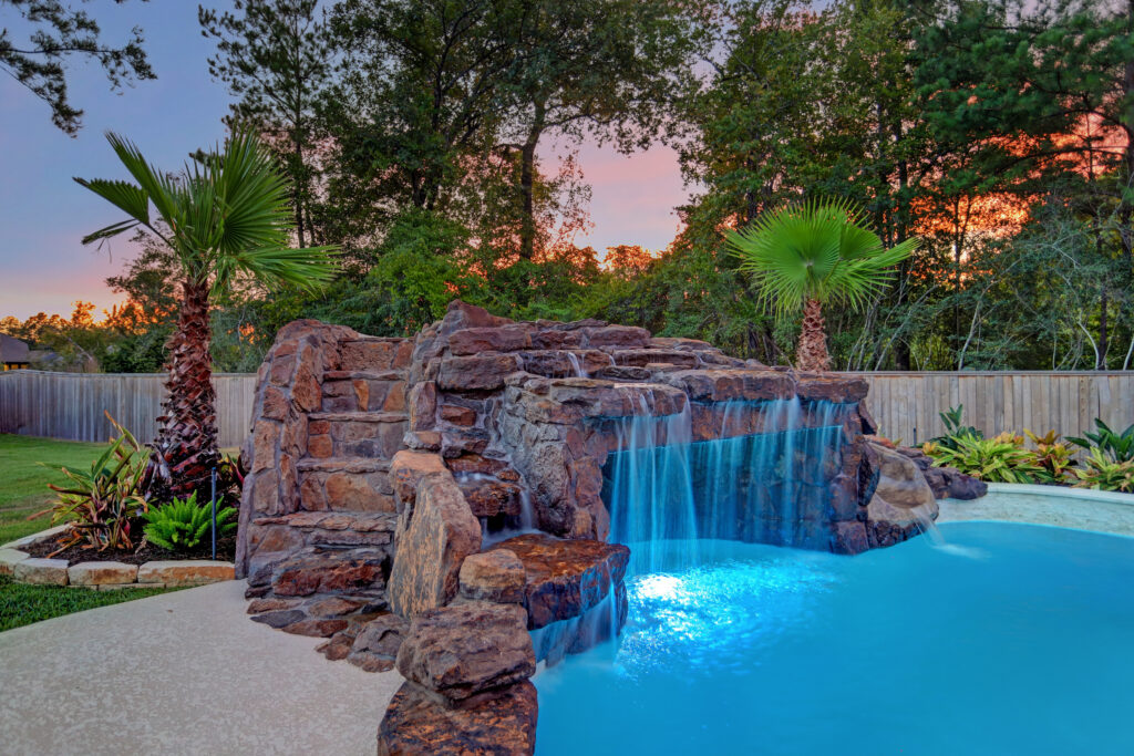 Luxury Custom Pool Services in the Woodlands and College Station. Luxury custom pools luxury custom pool design